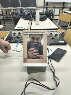 GrupoL1 SmartMirror Prototipo.jpg