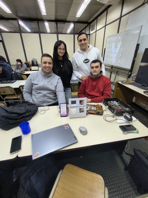 GrupoM2 SmartWindows Integrantes.jpg