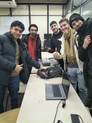 Grupo L4 Mochila integrantes.jpg